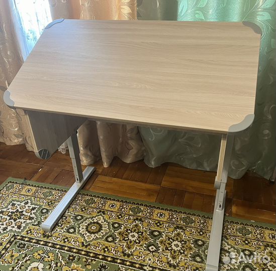 Растущая парта Дэми Study / письменный стол