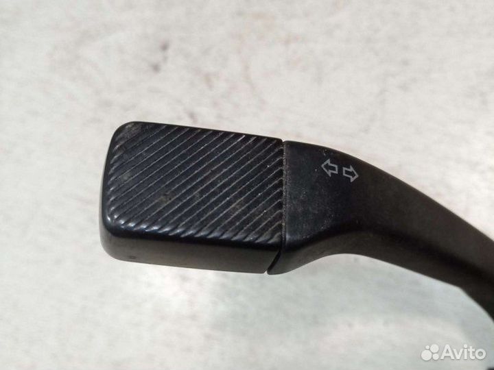 Переключатель поворотов Volkswagen Passat B3 седан