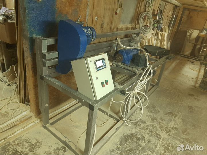 Токарный станок по дереву с чпу