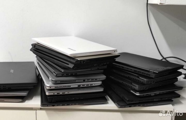 Ноутбуки продаются в связи с закрытием офиса