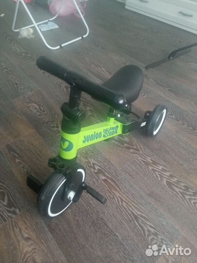 Продам беговел детский 3в1