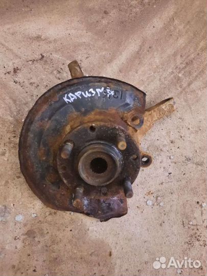 Передние кулаки mitsubishi carisma