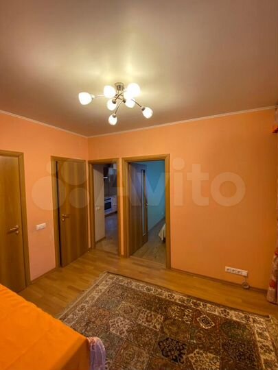 2-к. квартира, 55 м², 4/9 эт.