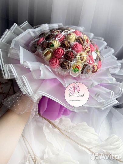 Букет из шоколадных роз