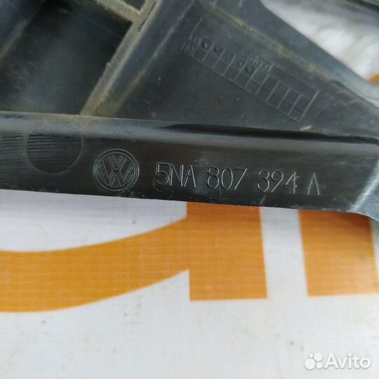 Кронштейн заднего бампера Volkswagen Tiguan 2 2017