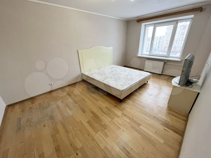 2-к. квартира, 57 м², 11/17 эт.