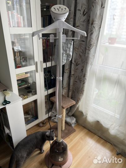 Отпариватель для одежды Polaris