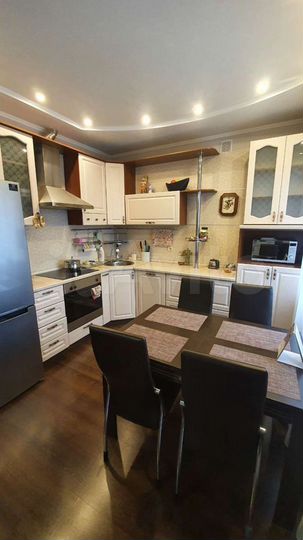 2-к. квартира, 59,3 м², 4/5 эт.