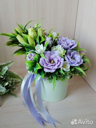 Букет с Эустомами из мыла