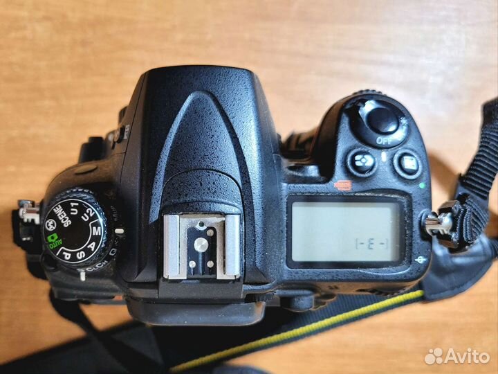 Nikon d7000 + mb-d11