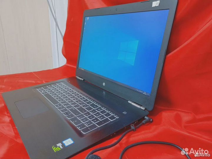 Ноутбук игровой HP I5/8GB/GTX1050TI 4GB