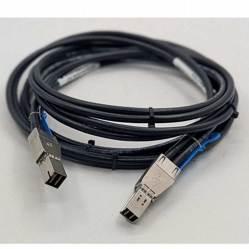 [CA72314-2501] Кабель Fujitsu, Sff-8644 To Sff-8644