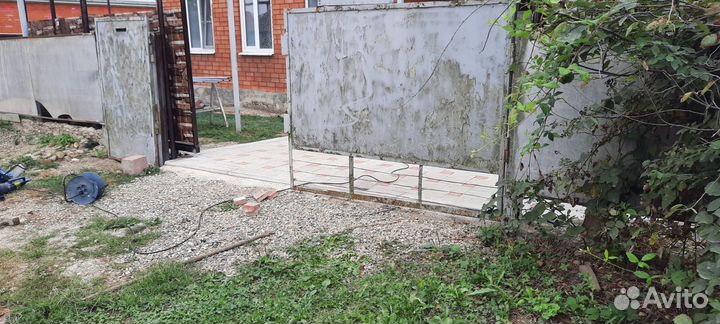 Ворота с калиткой распашные