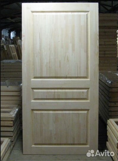 Двери межкомнатные из массива