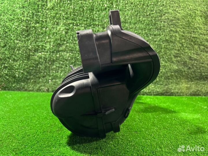 Коллектор впускной Toyota Corolla Axio NZE144