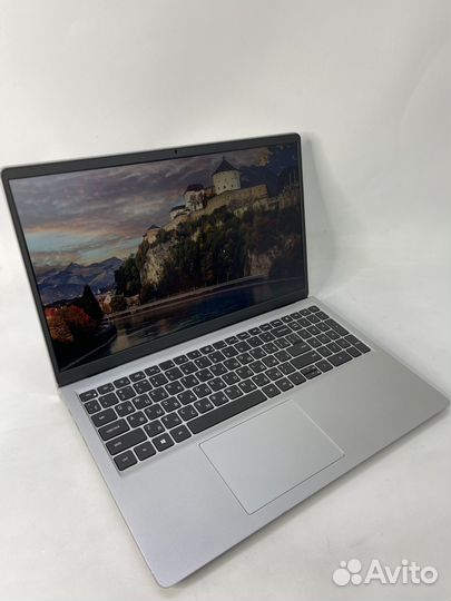 Ноутбук Dell Inspiron 3511 15.6 IPS