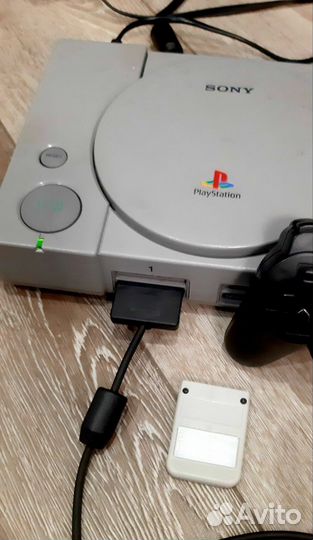 Sony playstation 1 с хорошим комплектом
