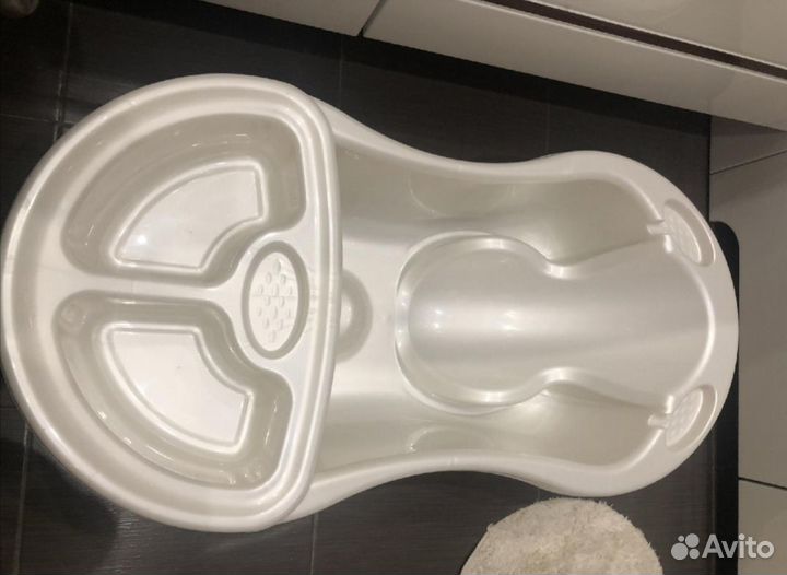 Ванночка для купания с горкой