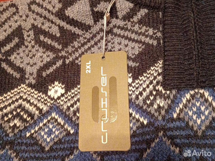 Свитер мужской с короткой молнией