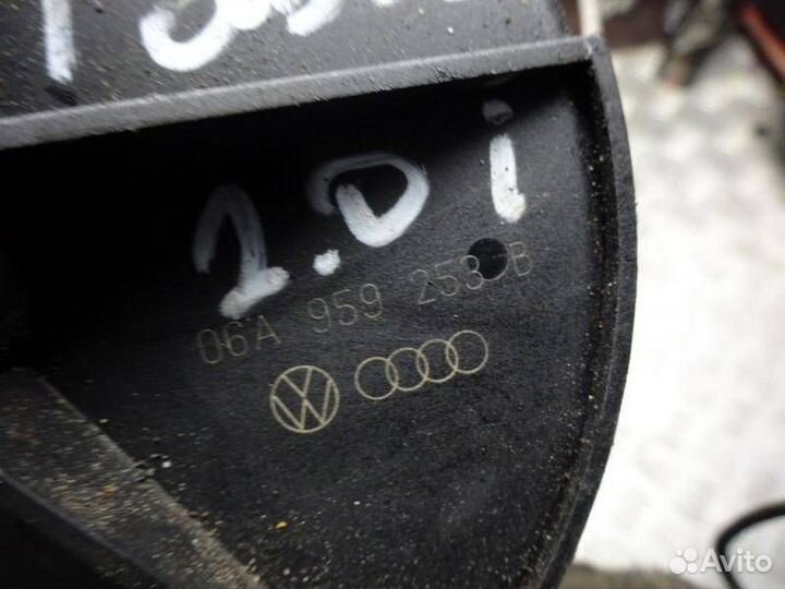 Насос воздушный Audi A4 B6 2004 06A959253B