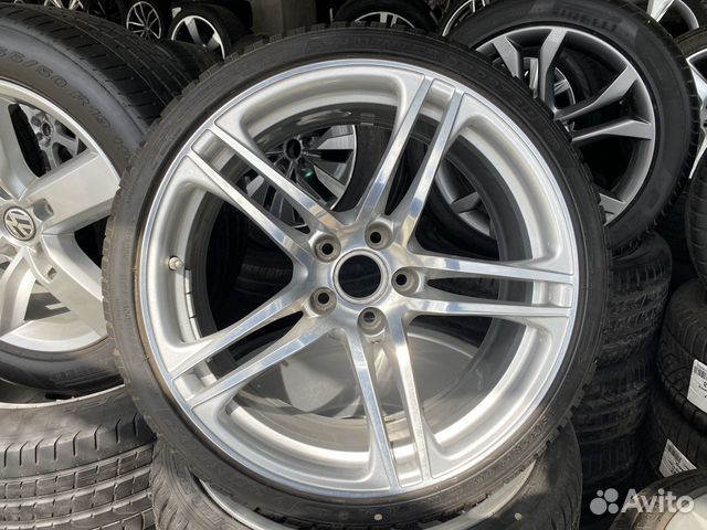 Новые оригинальные колеса Audi R8 V10 R19