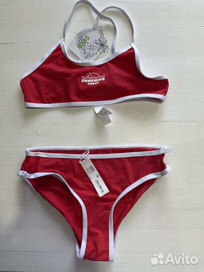 Купальник для девочки новый 134-140