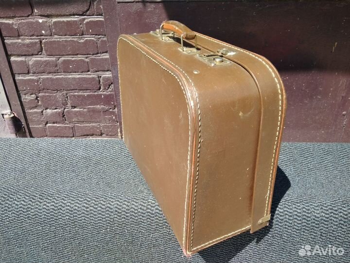 Чемодан (кофр винтажный) от швейной машины 