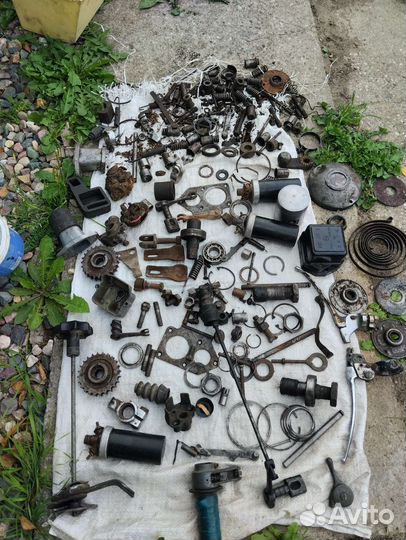 Советские старинные запчасти детали иж