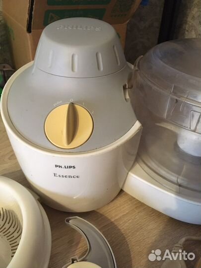 Кухонный комбайн philips essence HR7750