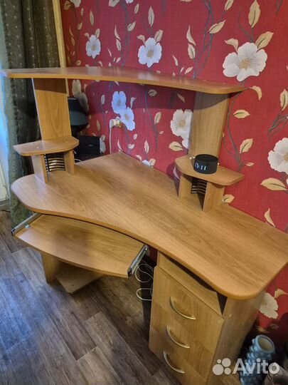 Компьютерный стол бу