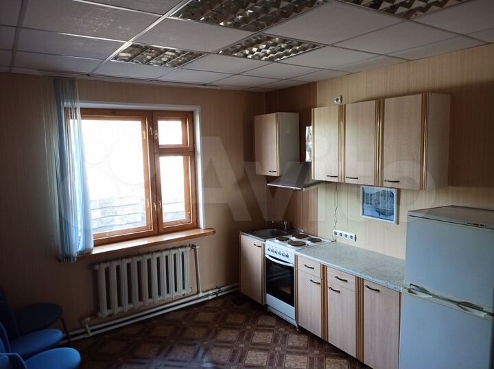 Свободного назначения, 200 м²