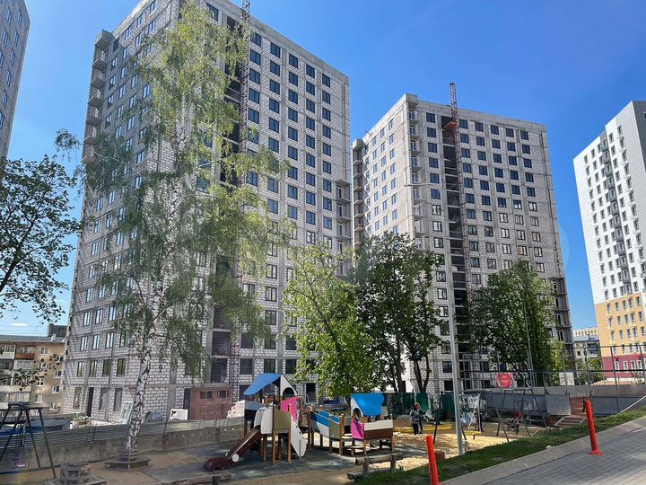 2-к. квартира, 51,4 м², 8/17 эт.