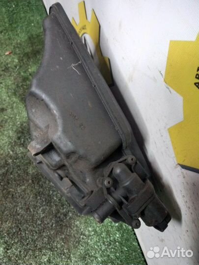 Корпус воздушного фильтра Renault Grand Scenic