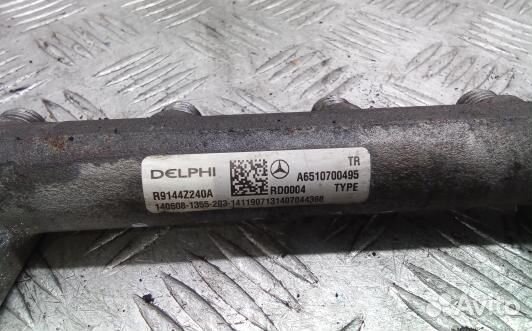 Топливная рампа mercedes benz vito W639 (2RT14BB01)