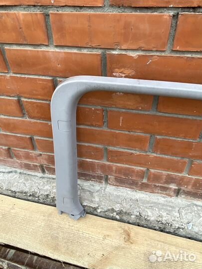 Обшивка правой сдвижной двери Hyundai grand starex