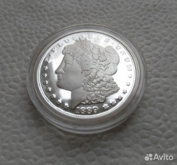 Официальная копия 1 доллар США. Доллар Моргана