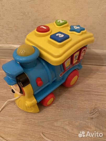 Музыкальный паровоз Tiny Love
