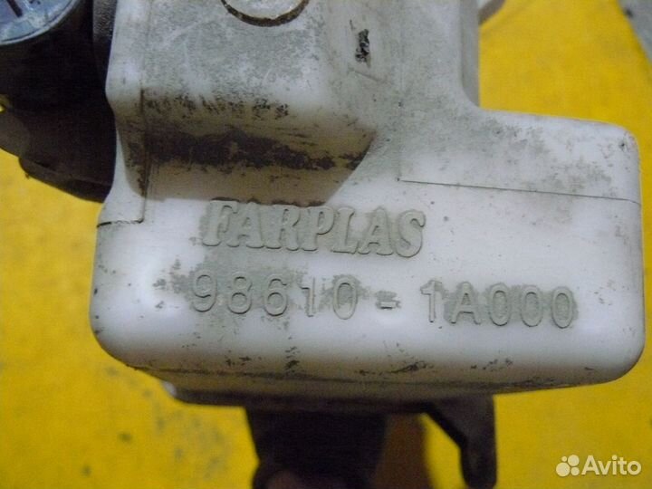 Бачок омывателя для Hyundai Accent II