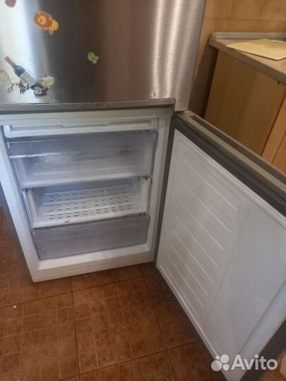 Холодильник бу Beko