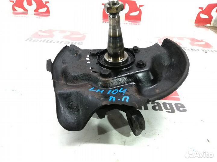 Кулак поворотный передний правый Toyota Hiace