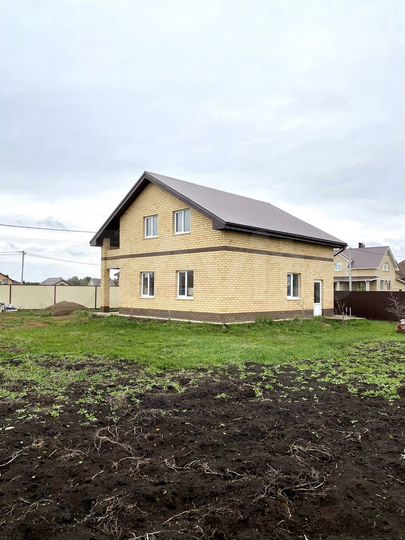 Коттедж 138 м² на участке 10 сот.