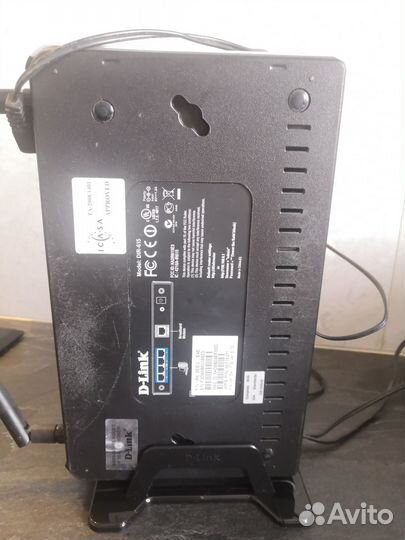 Wi-Fi роутер D-link dir 615 в рабочем состоянии