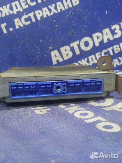 Блок управления двигателем Nissan Primera P11