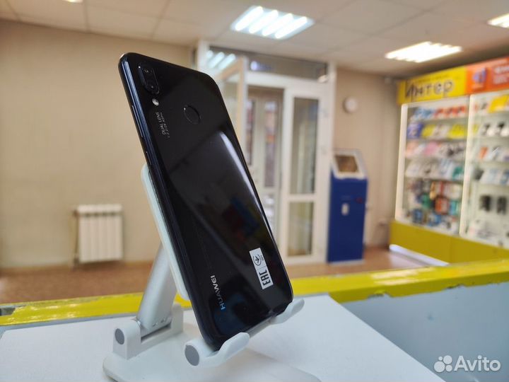 HUAWEI P20 Lite, 4/64 ГБ