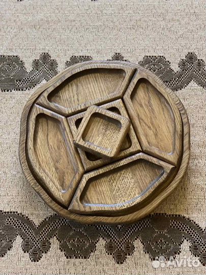 Менажница из дерева, винный стол