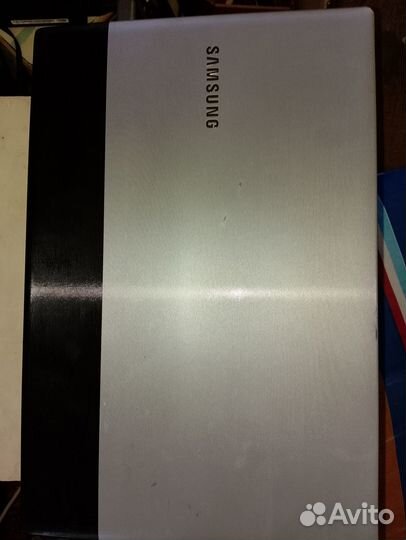 Samsung rv515