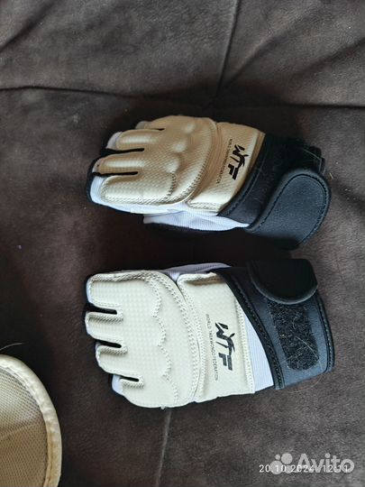 Комплект защиты на тхэквондо