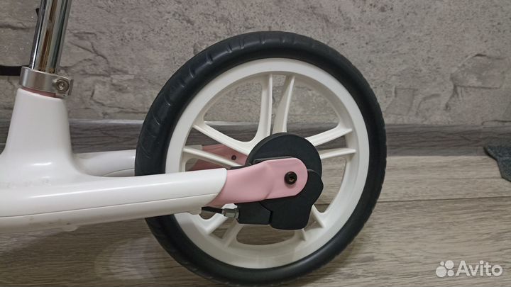 Продам беговел