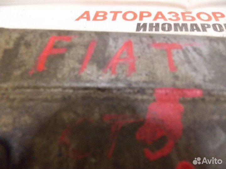 Крышка головки блока цилиндров Fiat Albea