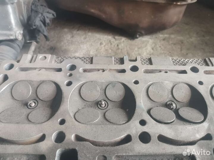 Двигатель приора в сборе